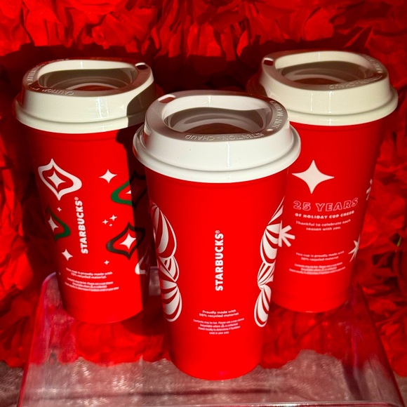 Starbucks BRAND NEW SET of 4 Holiday Grande Cups 2024/ 23/ 22 - Picture 5 of 8